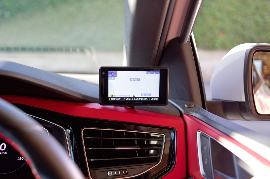 ユピテル：レーダー探知機「Z200L」取付編。: 「じこまん道」